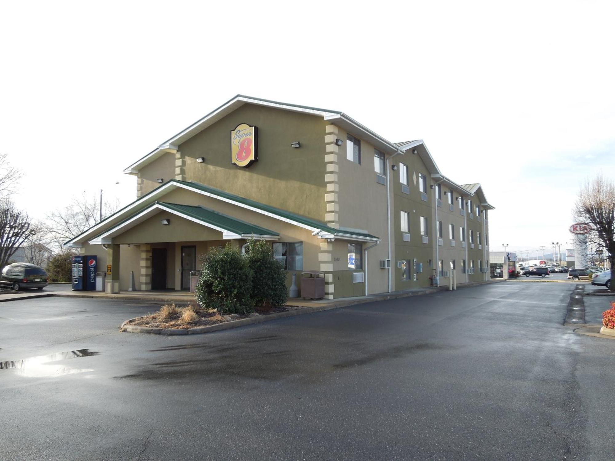 Super 8 By Wyndham Harrisonburg Motel Eksteriør billede
